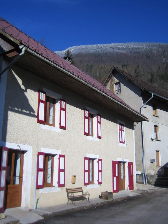 La Chouette A L'Heure Du Pinson Bed and Breakfast Saint-Pierre-d'Entremont  Eksteriør billede